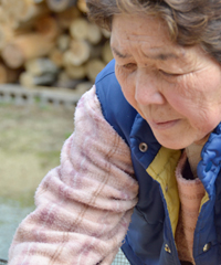 作業中の松崎さん